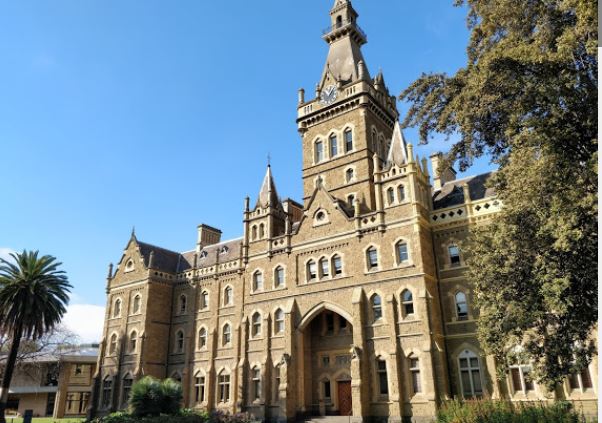 Ormonde College